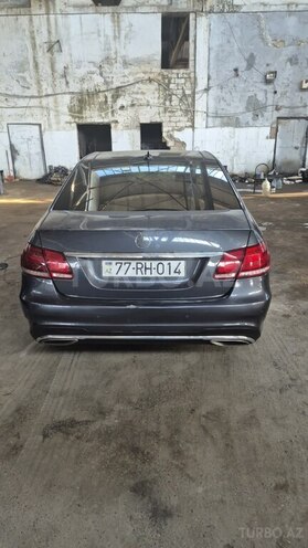 Mercedes E 220 d 2013, 272,443 km - 2.2 л - Bakı