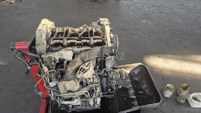 Mercedes E 220 d 2013, 272,443 km - 2.2 л - Bakı