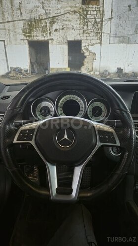 Mercedes E 220 d 2013, 272,443 km - 2.2 л - Bakı