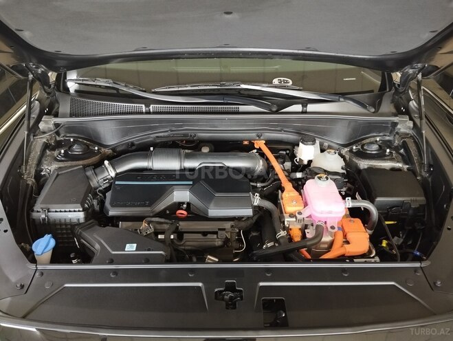 Hyundai Santa Fe 2023, 20,600 km - 1.6 l - Bakı