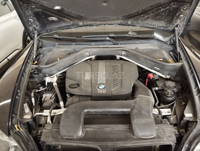 BMW X5 2013, 201,500 km - 3.0 л - Bakı