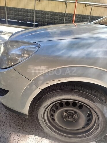 Opel Astra 2009, 399,000 km - 1.4 l - Bakı