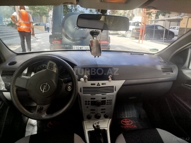 Opel Astra 2009, 399,000 km - 1.4 l - Bakı
