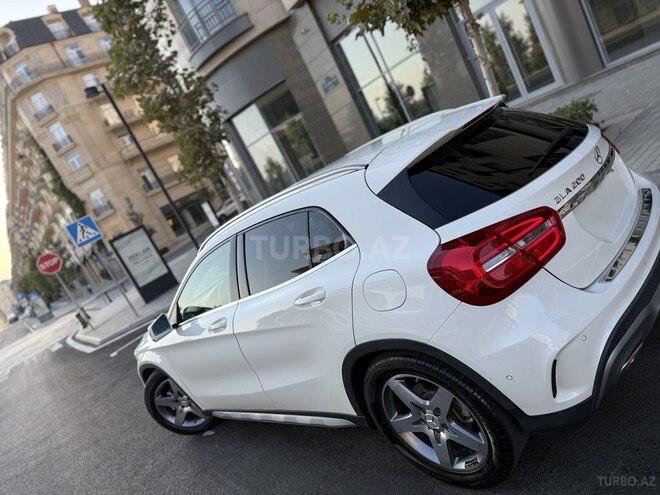 Mercedes GLA 200 2015, 158,000 km - 1.6 l - Bakı