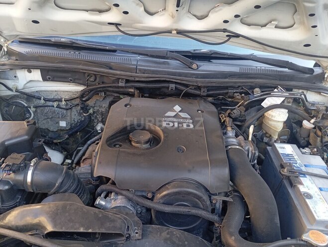 Mitsubishi L200 2007, 331,500 km - 2.5 l - Bakı