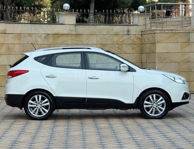Hyundai ix35 2012, 144,000 km - 2.4 l - Bakı