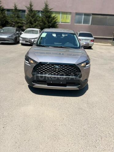 Toyota Corolla Cross 2025, 0 km - 2.0 л - Bakı