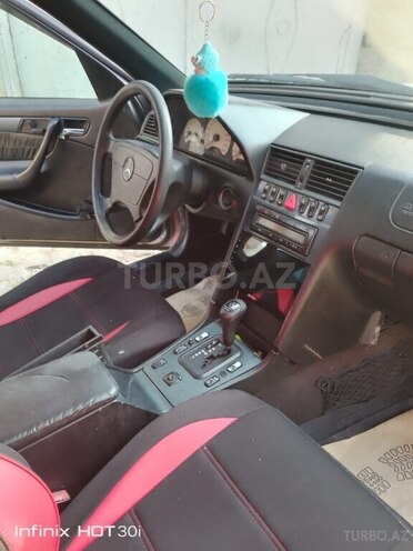 Mercedes C 230 1999, 456,540 km - 2.3 л - Şəki