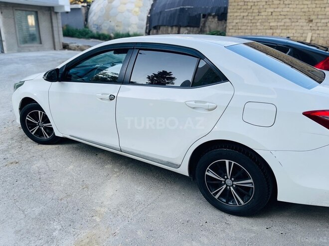 Toyota Corolla 2015, 196,000 km - 1.6 l - Bakı