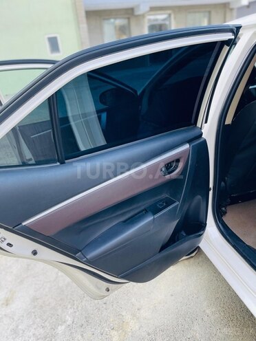 Toyota Corolla 2015, 196,000 km - 1.6 l - Bakı
