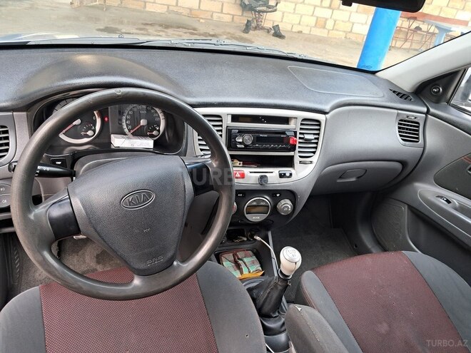 Kia Rio 2005, 400,000 km - 1.5 l - Bakı