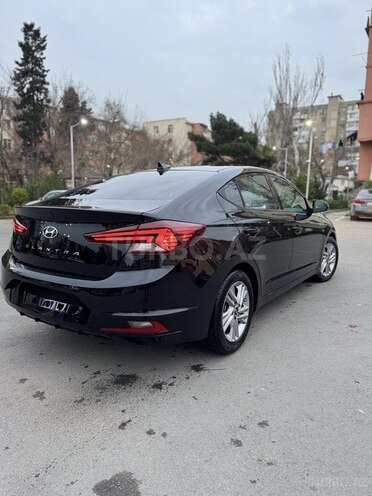 Hyundai Elantra 2019, 96,000 km - 2.0 л - Bakı