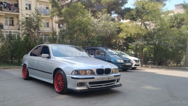 BMW 528 1999, 364,000 km - 2.8 l - Bakı