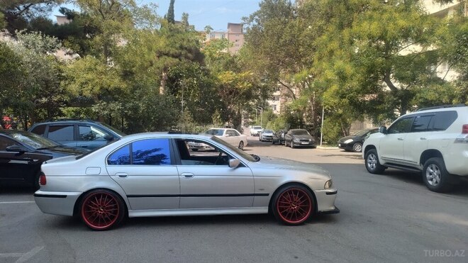 BMW 528 1999, 364,000 km - 2.8 l - Bakı