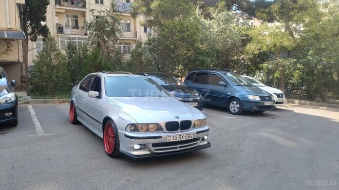 BMW 528 1999, 364,000 km - 2.8 l - Bakı