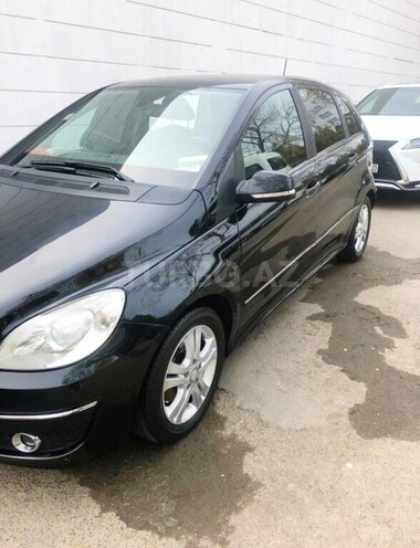 Mercedes B 200 2009, 300,600 km - 2.0 л - Bakı