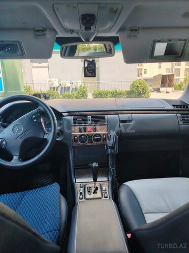 Mercedes E 220 d 1999, 333,000 km - 2.2 л - Bakı