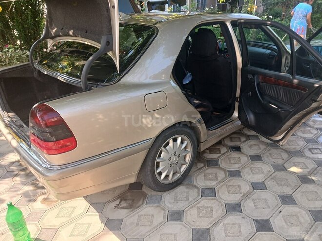 Mercedes C 240 2000, 150,000 km - 2.4 l - Zərdab
