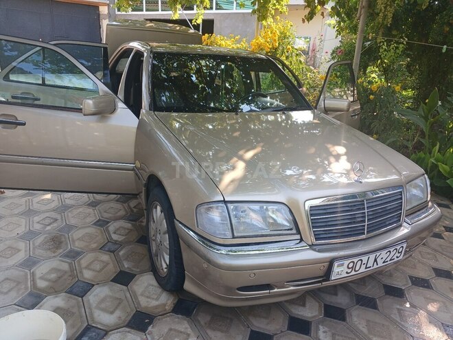 Mercedes C 240 2000, 150,000 km - 2.4 l - Zərdab