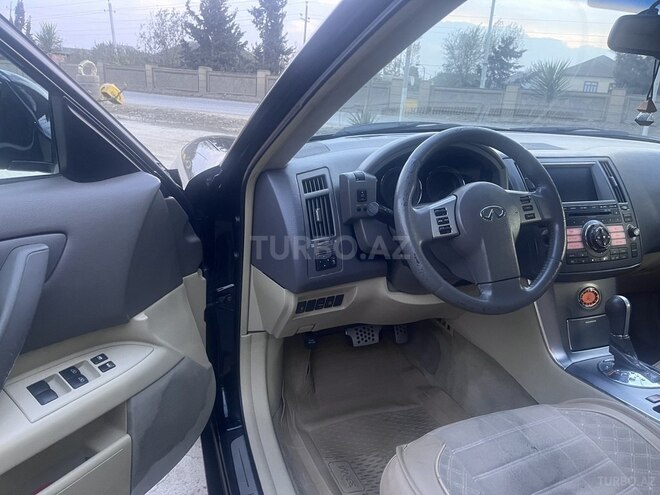 Infiniti FX35 2008, 280,000 km - 3.5 l - Salyan
