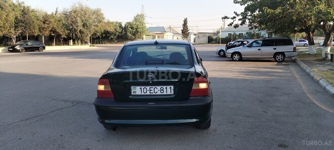 Opel Vectra 1997, 347,000 km - 1.6 l - Sumqayıt