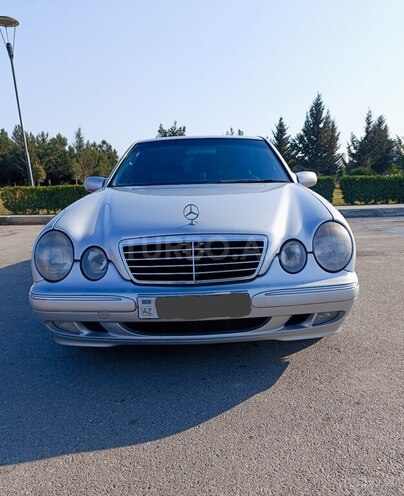 Mercedes E 220 d 2000, 392,400 km - 2.2 l - Bakı
