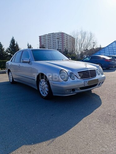 Mercedes E 220 d 2000, 392,400 km - 2.2 l - Bakı