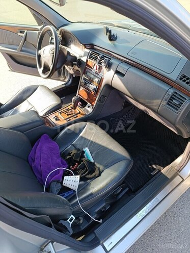 Mercedes E 220 d 2000, 392,400 km - 2.2 l - Bakı