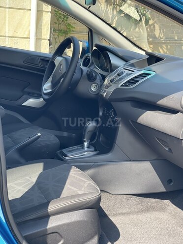 Ford Fiesta 2013, 183,465 km - 1.6 l - Xırdalan