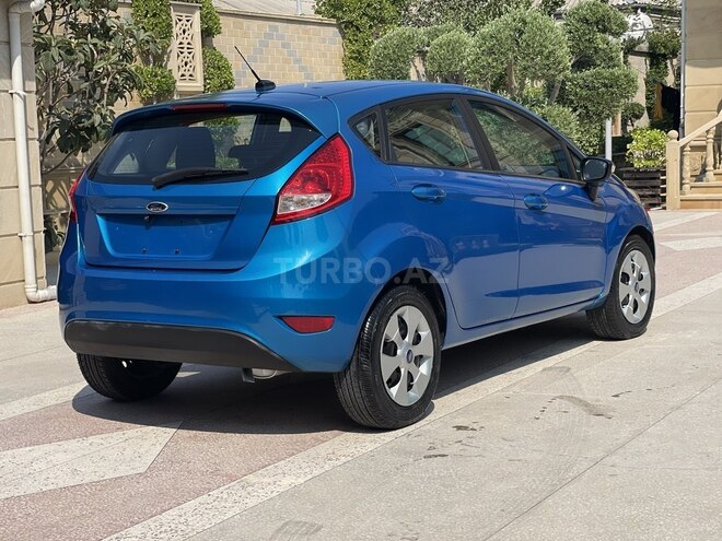 Ford Fiesta 2013, 183,465 km - 1.6 l - Xırdalan