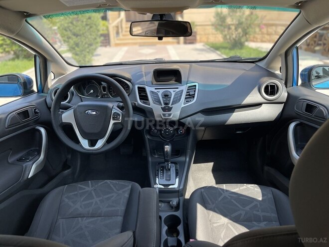 Ford Fiesta 2013, 183,465 km - 1.6 l - Xırdalan