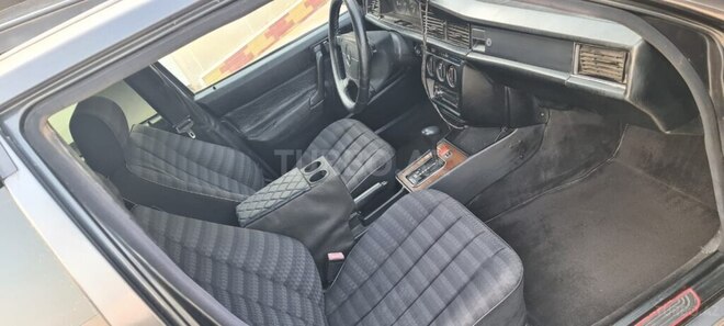 Mercedes 190 1992, 422,526 km - 1.8 l - Bərdə