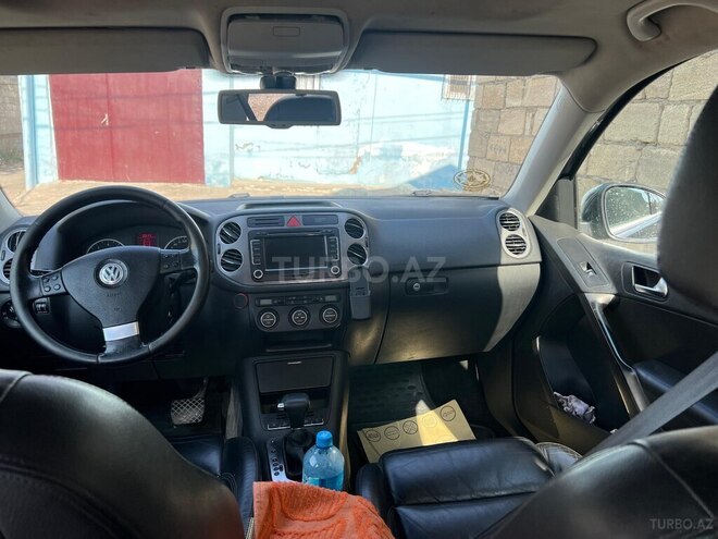 Volkswagen Tiguan 2009, 330,000 km - 2.0 l - Bakı
