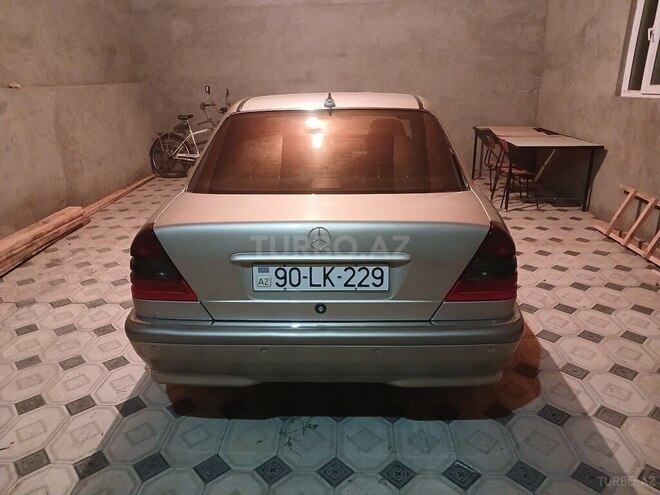 Mercedes C 240 2000, 150,000 km - 2.4 l - Zərdab