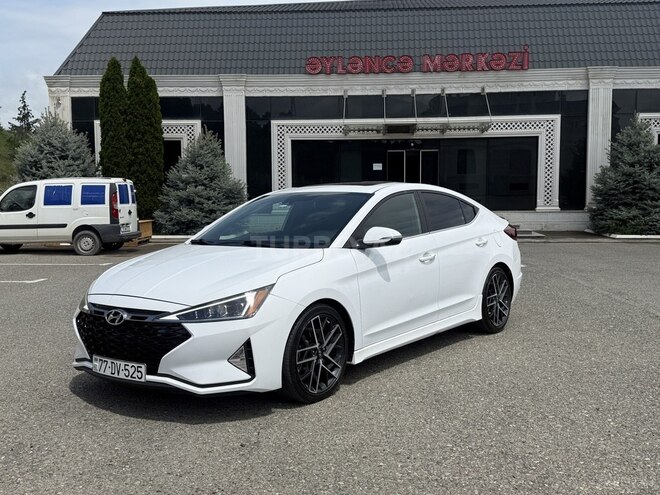 Hyundai Elantra 2018, 193,000 km - 1.6 l - Tovuz