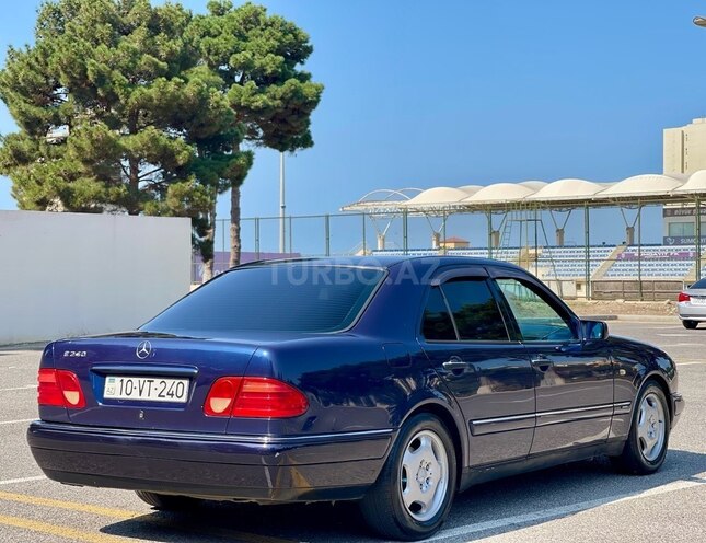 Mercedes E 240 1998, 321,100 km - 2.4 l - Sumqayıt