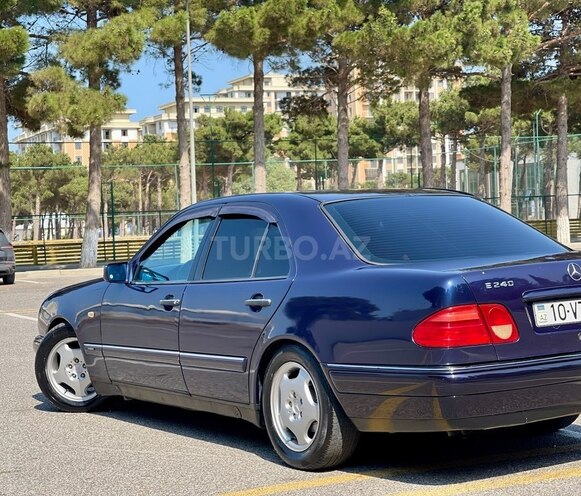 Mercedes E 240 1998, 321,100 km - 2.4 l - Sumqayıt