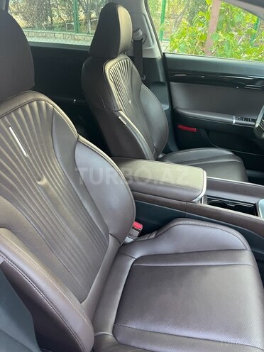 Hyundai Grandeur 2023, 26,000 km - 1.6 l - Bakı