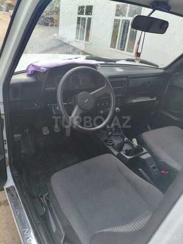 LADA (VAZ) Niva 2019, 8,400 km - 1.7 l - Yardımlı