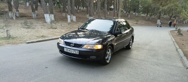 Opel Vectra 1997, 323,123 km - 2.0 л - Sumqayıt