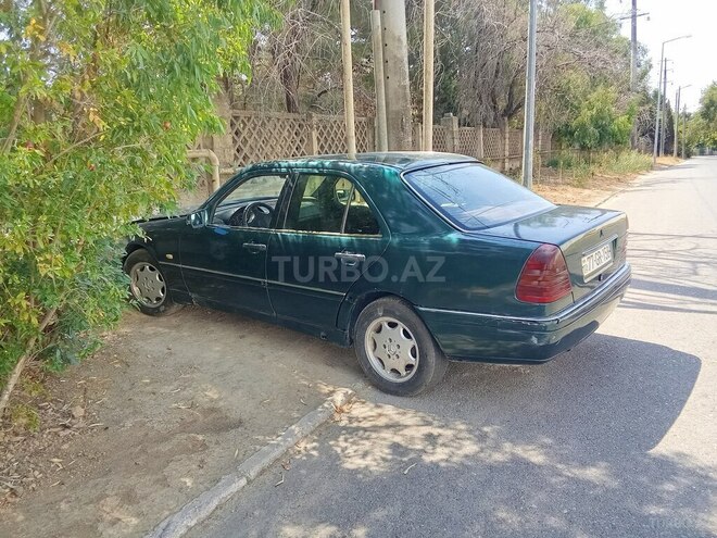Mercedes C 220 d 1996, 250,000 km - 2.2 л - Bakı