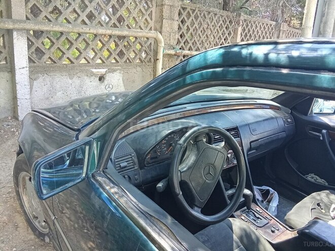 Mercedes C 220 d 1996, 250,000 km - 2.2 л - Bakı