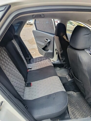 Volkswagen Polo 2012, 186,000 km - 1.6 l - Bakı