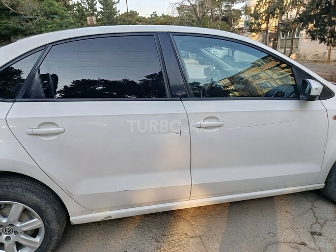 Volkswagen Polo 2012, 186,000 km - 1.6 l - Bakı