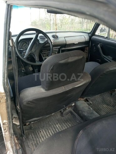LADA (VAZ) 21011 1984, 230,000 km - 1.3 л - Salyan