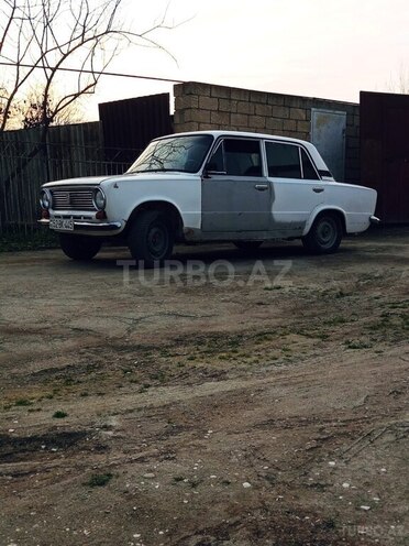 LADA (VAZ) 21011 1984, 230,000 km - 1.3 л - Salyan