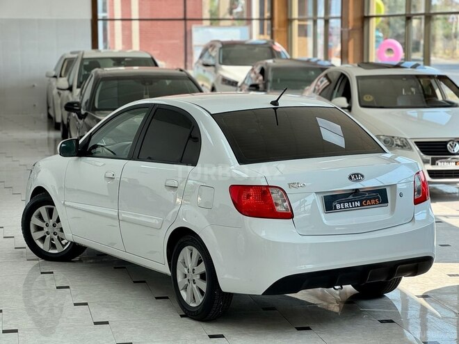 Kia Rio 2011, 214,000 km - 1.4 л - Bakı