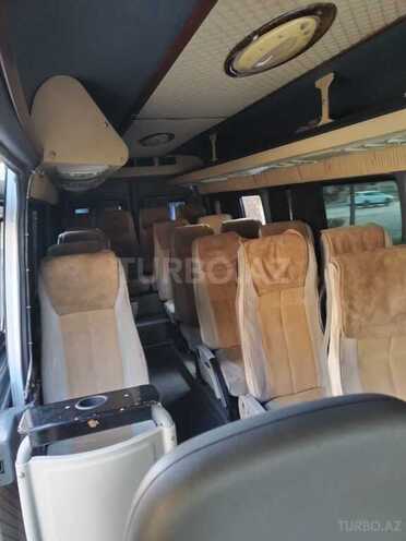 Mercedes Sprinter 313 2003, 280,500 km - 2.9 l - Yevlax