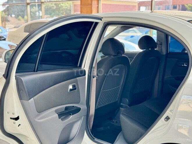 Kia Rio 2011, 214,000 km - 1.4 л - Bakı