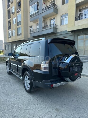 Mitsubishi Pajero 2008, 221,000 km - 3.0 l - Bakı